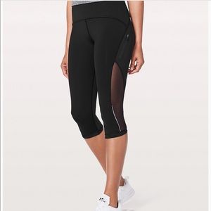Lululemon crops